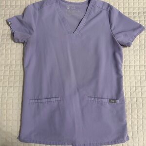 Lavender Dew Figs Casma Three Pocket Scrub Top